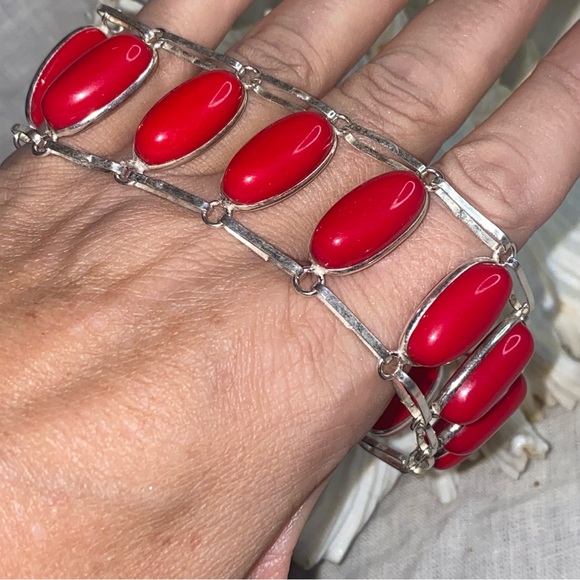 Italian Coral multi-gem handcrafted modern designed bracelet - Picture 3 of 8